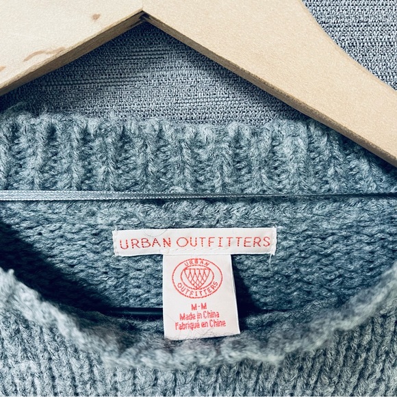 Urban Outfitters Oversized Striped Boyfriend Sweater Size M - Picture 8 of 14